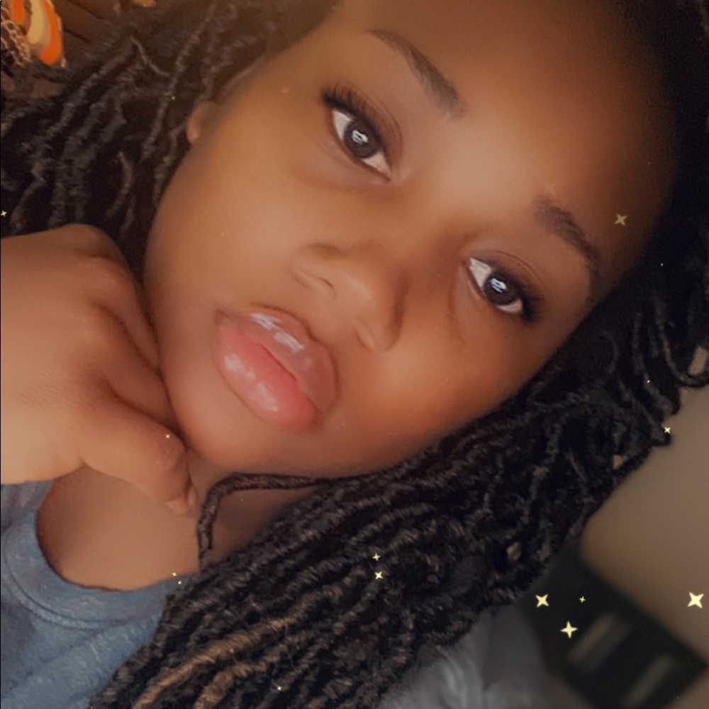 Meet your Posher, Kamara